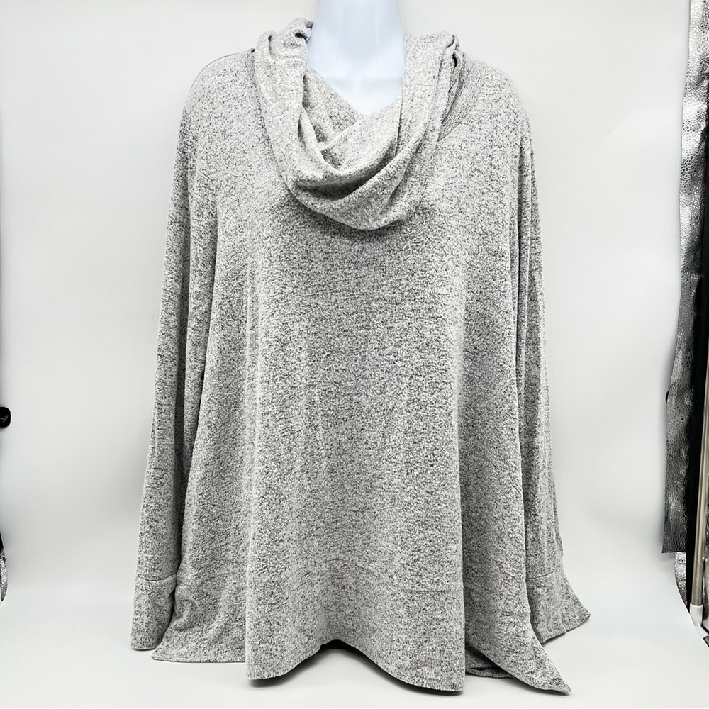 Cupio Women’s Light Gray Cowl Neck Sweater Size 1X
